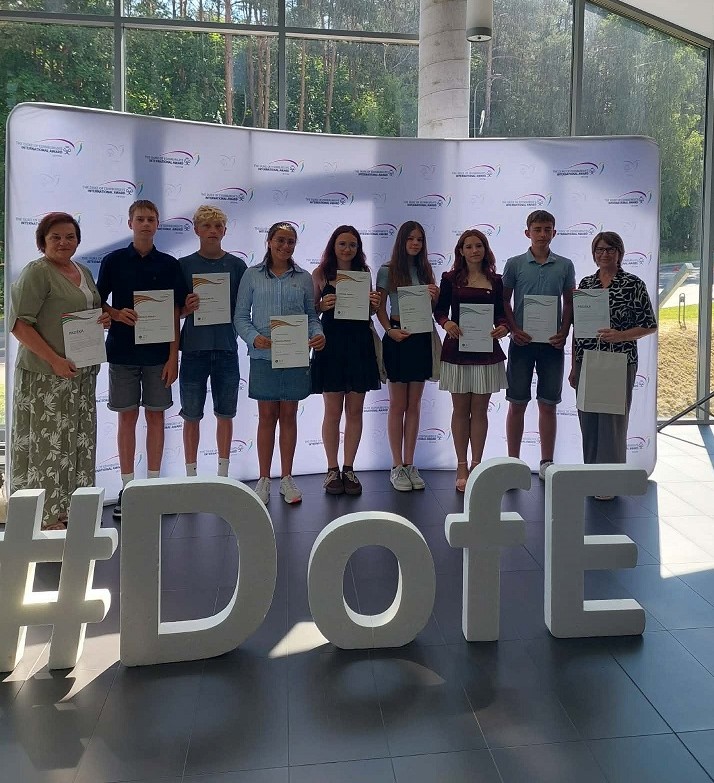Dofe apdovanojimuose